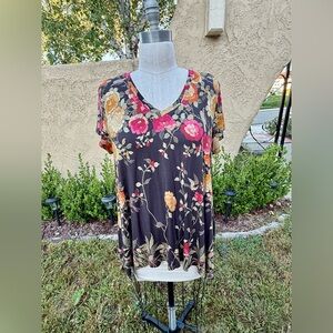 Johnny Was graceful V-Neck Tunic with Pink & Gold Blooms